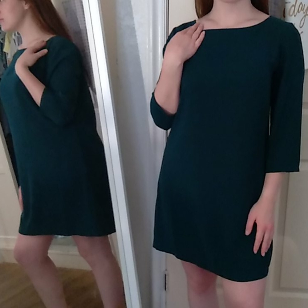New green dress size M/L button back open back